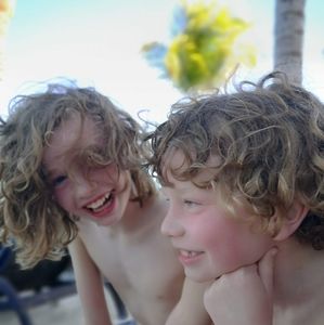 Meet your Posher, Suzanne